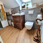 Apartma2 Pri Adamu *