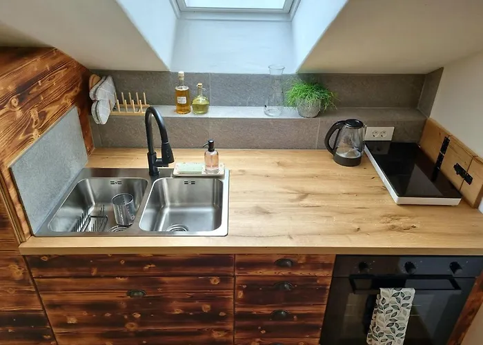 Apartma2 Pri Adamu * Mislinja